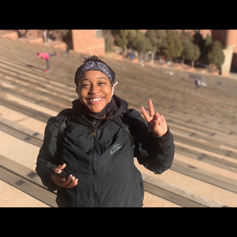 Meet your Posher, Jocelyn